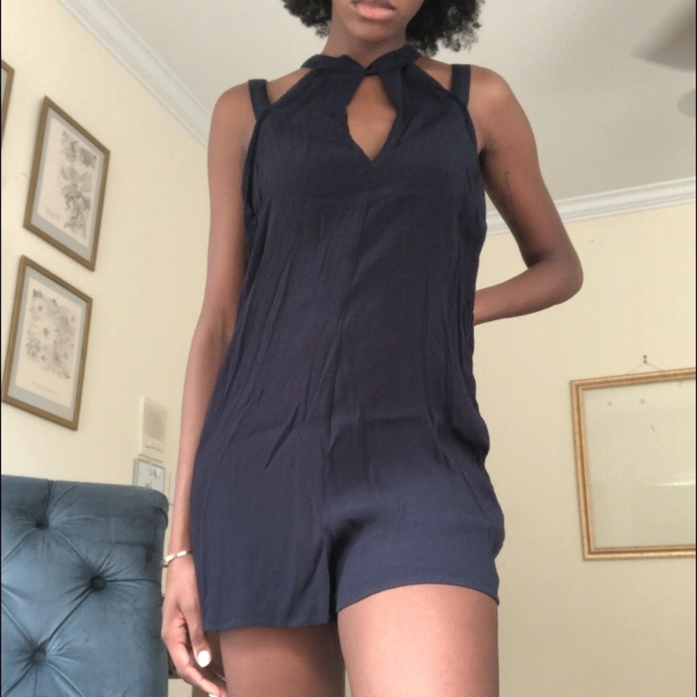 BLACK CUTOUT ROMPER